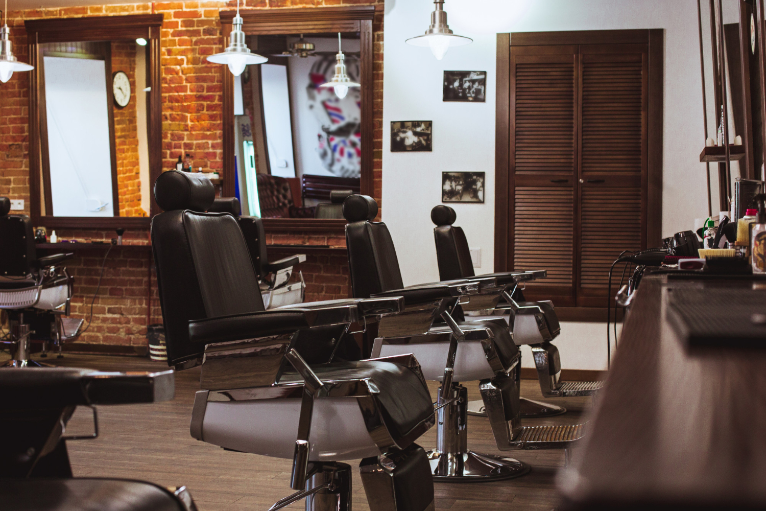 Salon Suite Rentals in Acworth and the Perimeter: A Guide to Finding Your Ideal Beauty Business Space